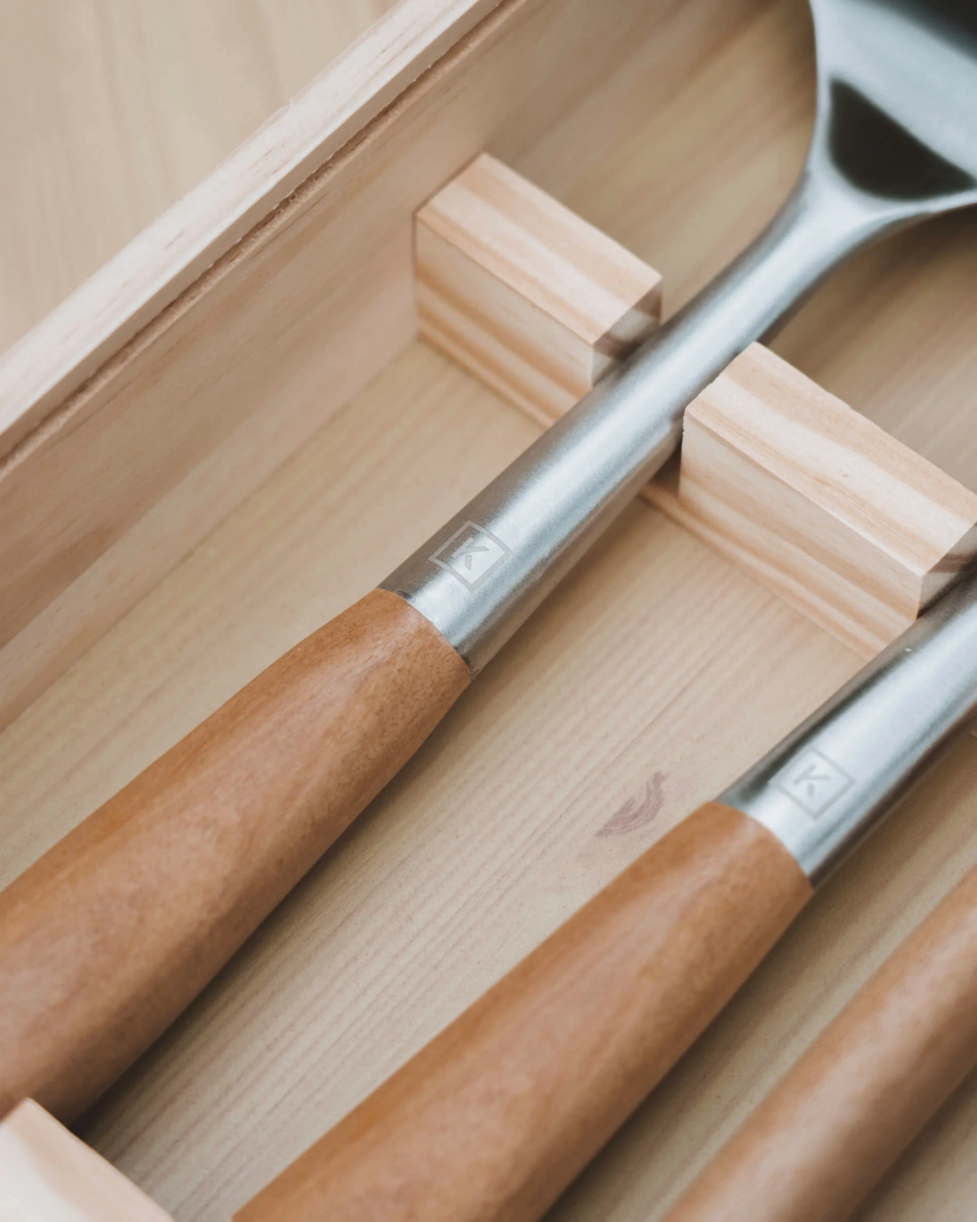 Coffret de 4 ustensiles en inox et acacia - Image 4