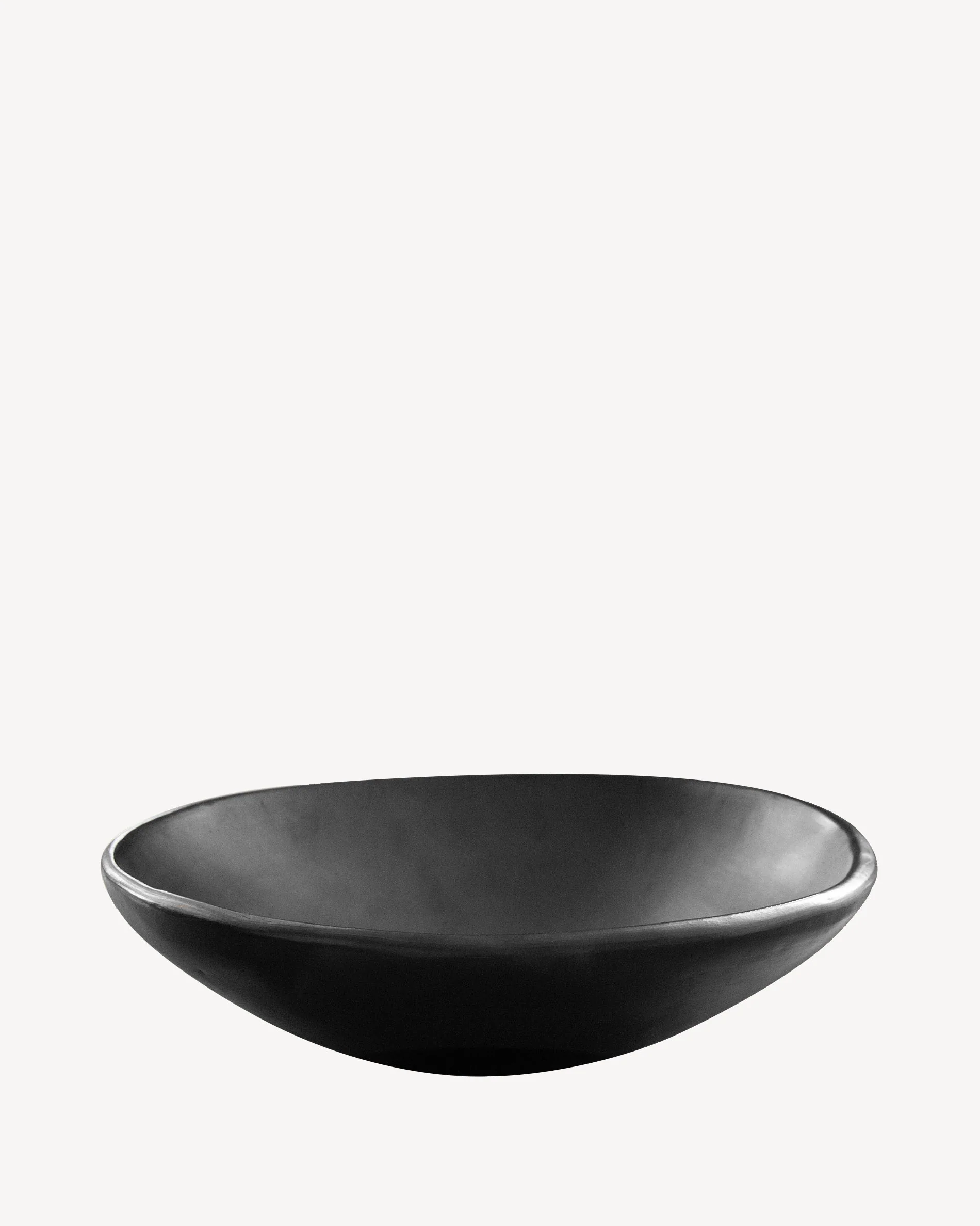 Grande coupe en argile noire Chamba Ø30cm
